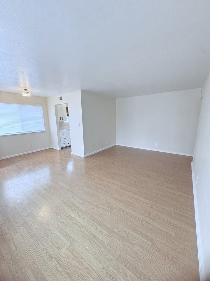 6529 Greenback Ln #4 - Photo 2 of 15