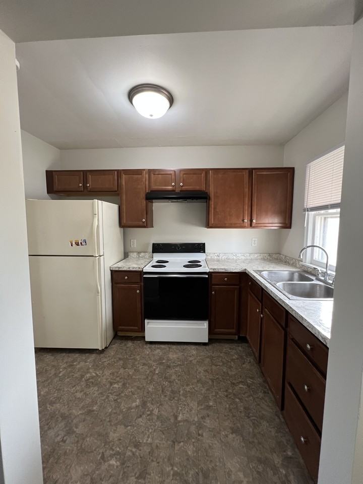 152 N 37th St #NA - Photo 6 of 18