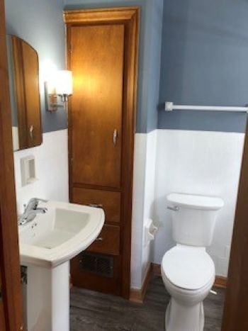 1315 W 7th Ave #C - Photo 2 of 6