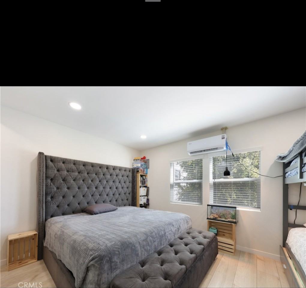 1209 S Grand Ave - Photo 7 of 13