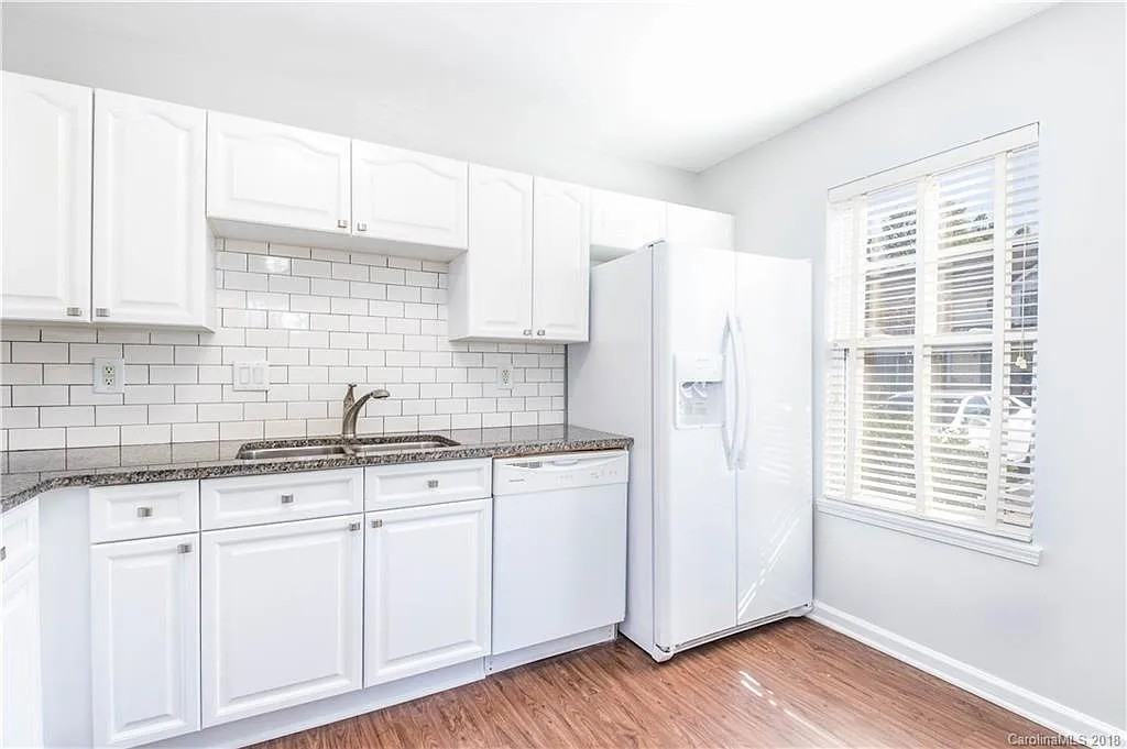 3715 Melrose Cottage Dr - Photo 6 of 18