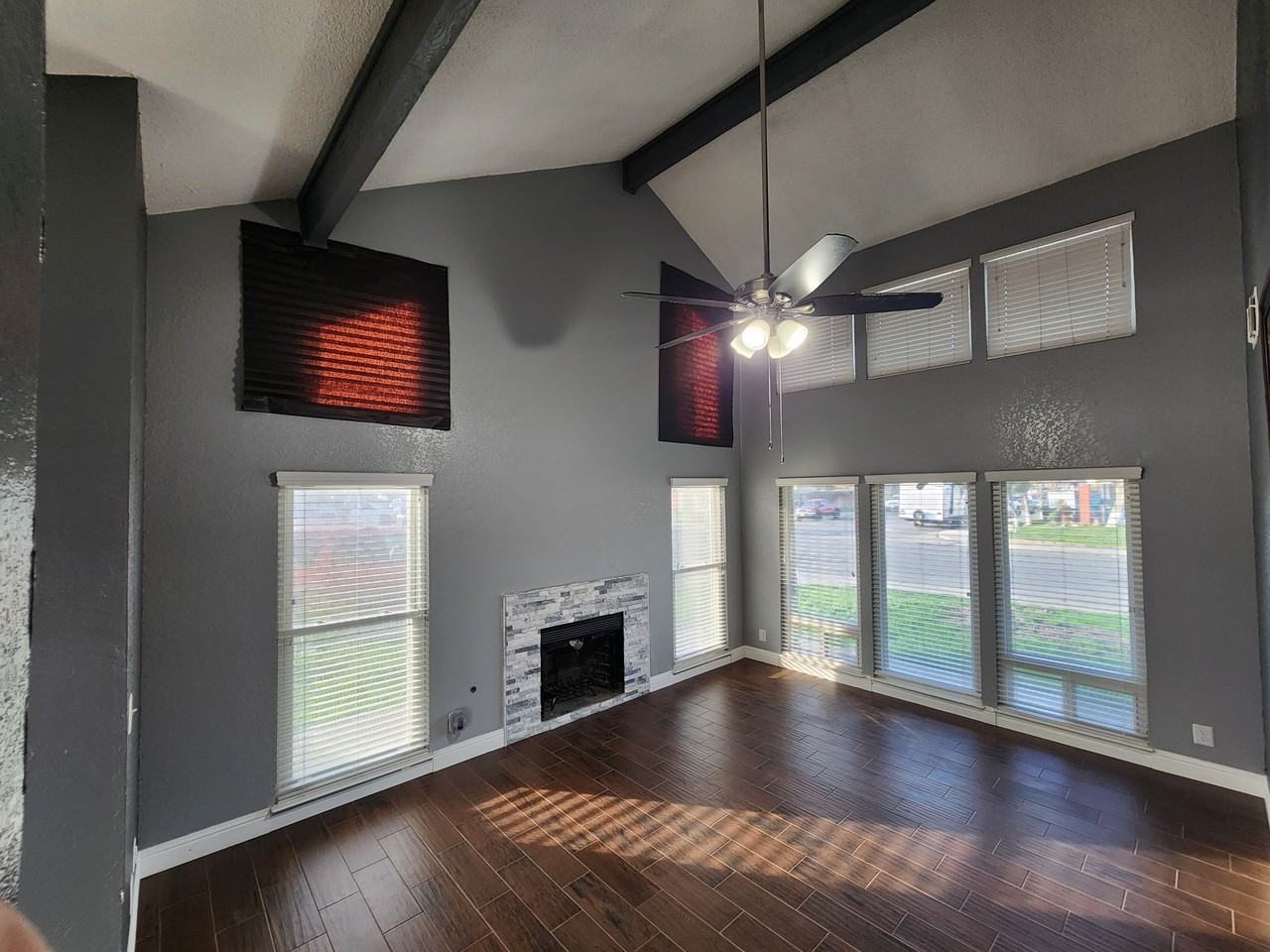 1376 Eaglerock Pl #NA - Photo 4 of 19