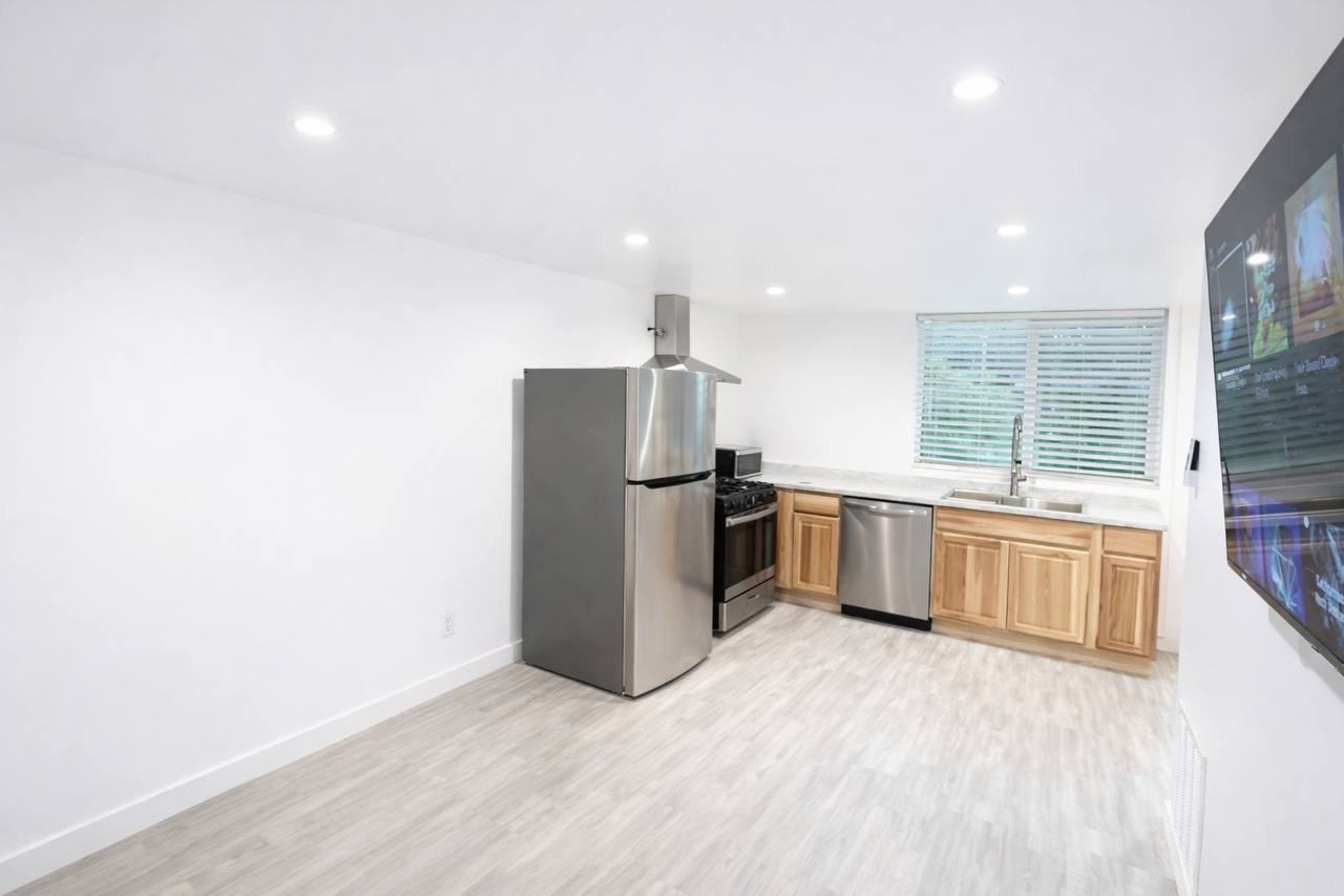 7948 Capistrano Ave #NA - Photo 2 of 5