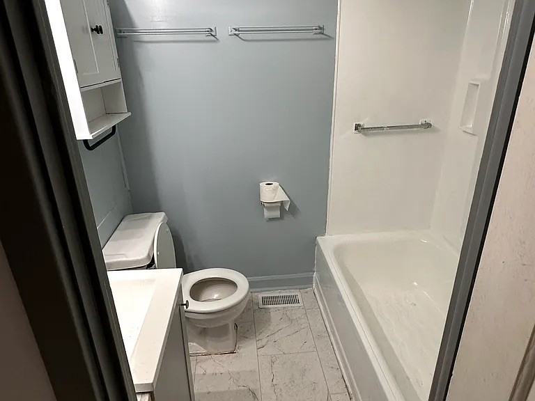 726 Mcarthur Blvd - Photo 6 of 12