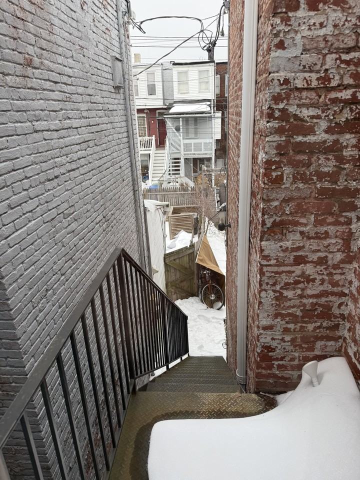 826 Wellington St #2ndFL - Photo 6 of 21