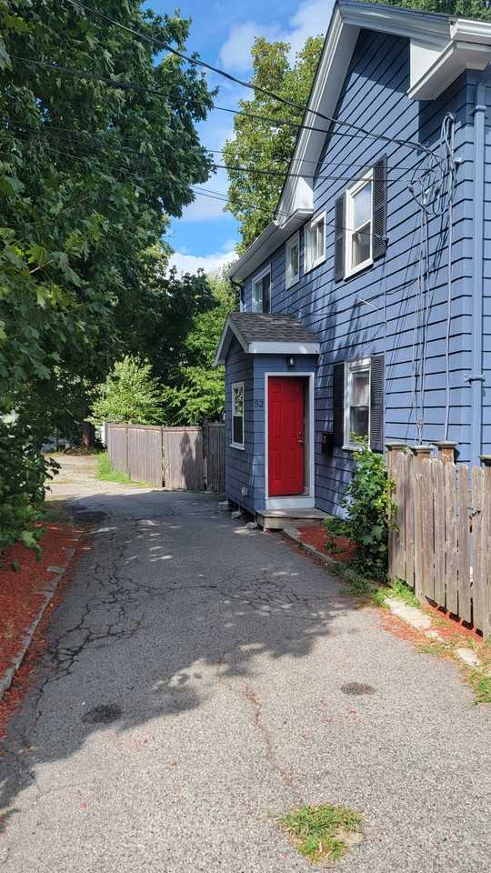 52 Bolton St #52 - Photo 5 of 29