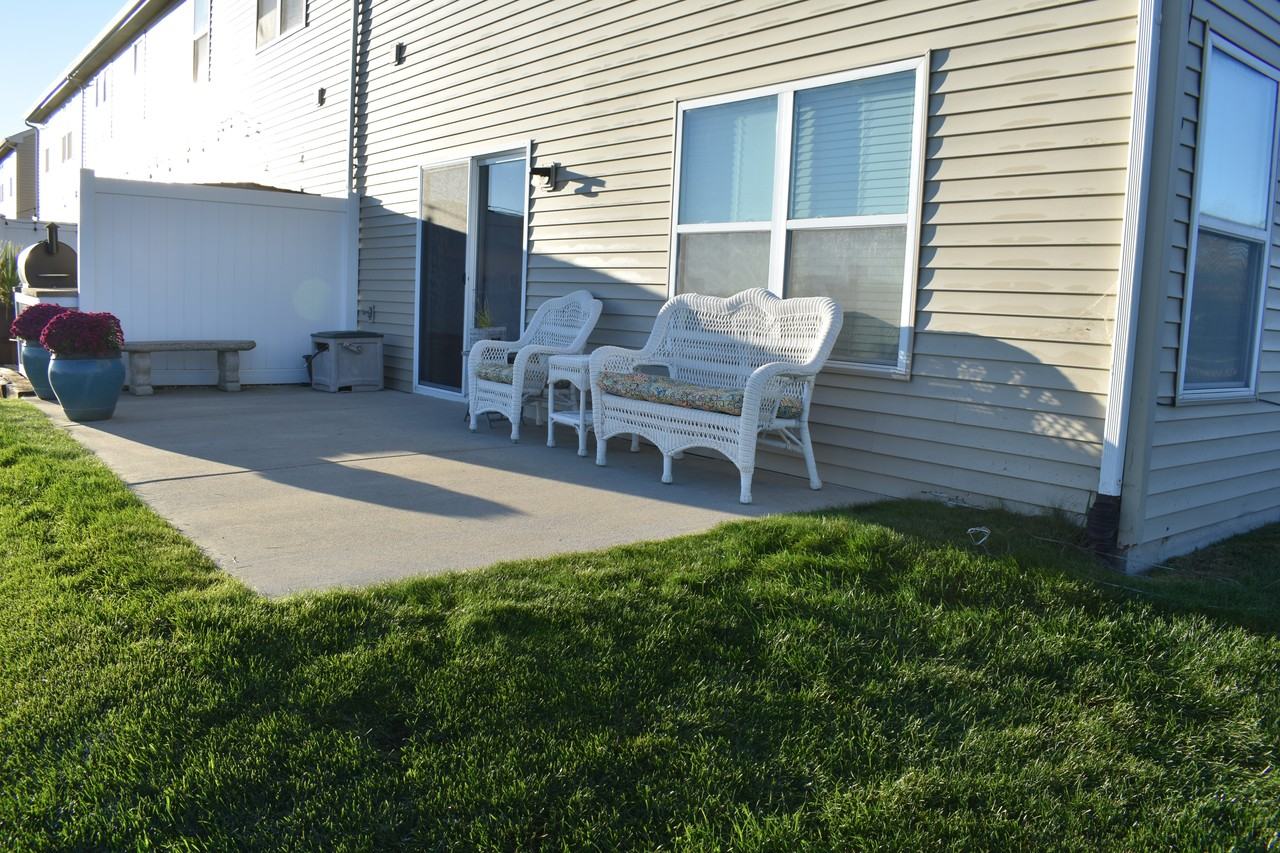 5294 Platinum Dr - Photo 5 of 41