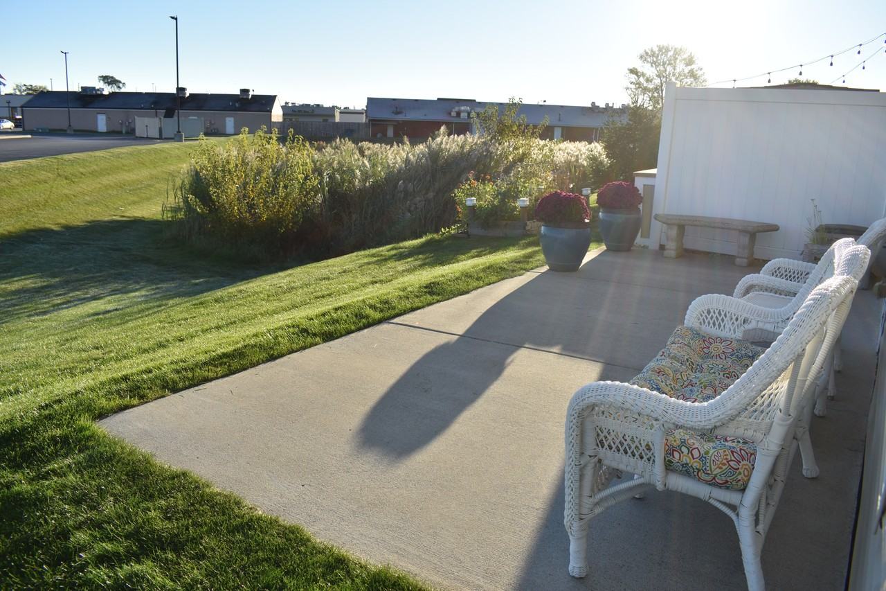 5294 Platinum Dr - Photo 6 of 41