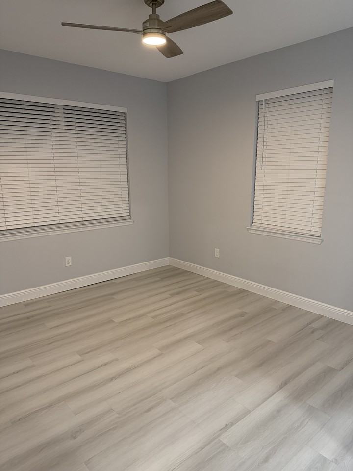 2725 Borinquen Dr #NA - Photo 7 of 11