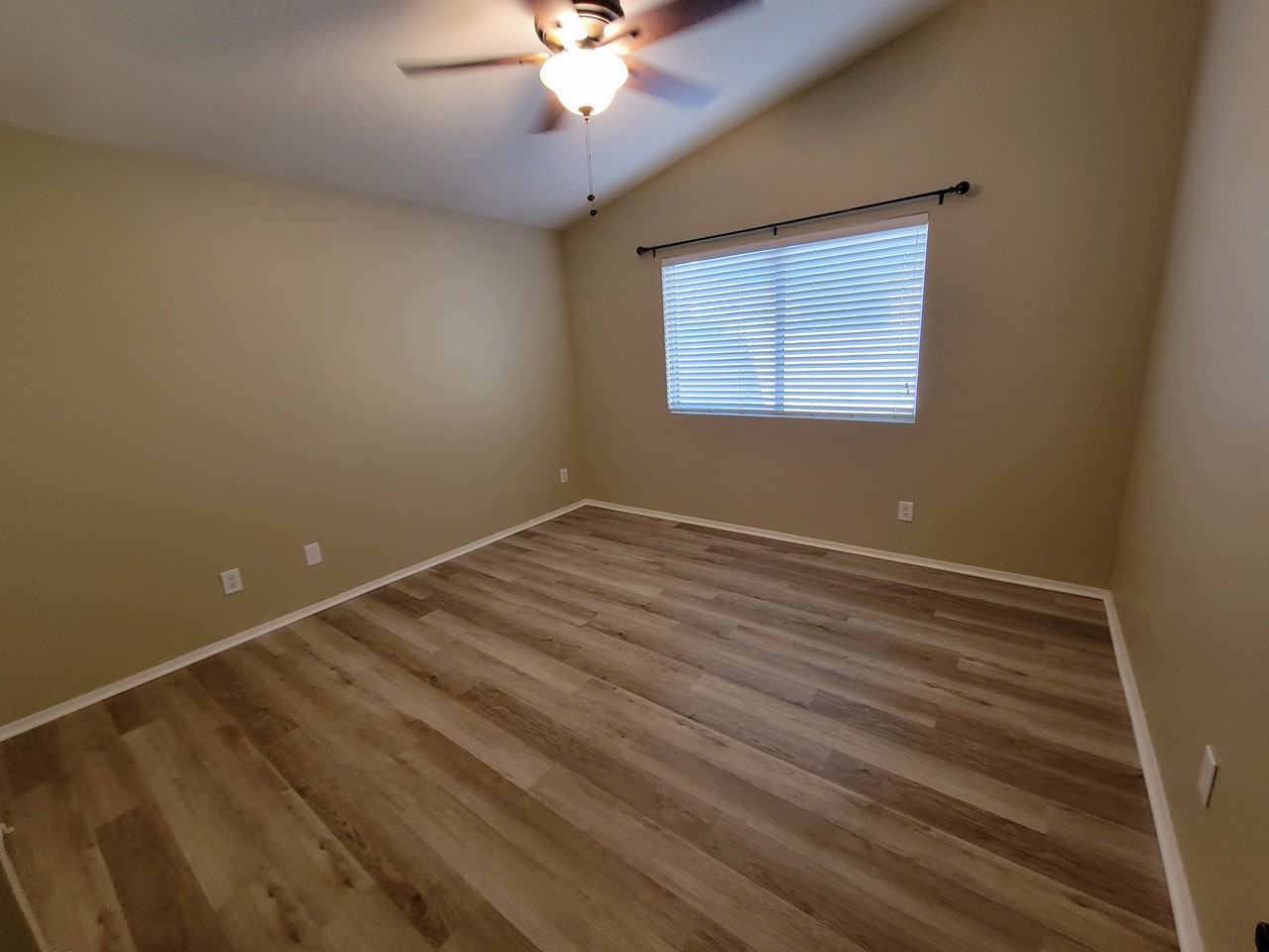 4318 E Milton Dr #NA - Photo 6 of 12