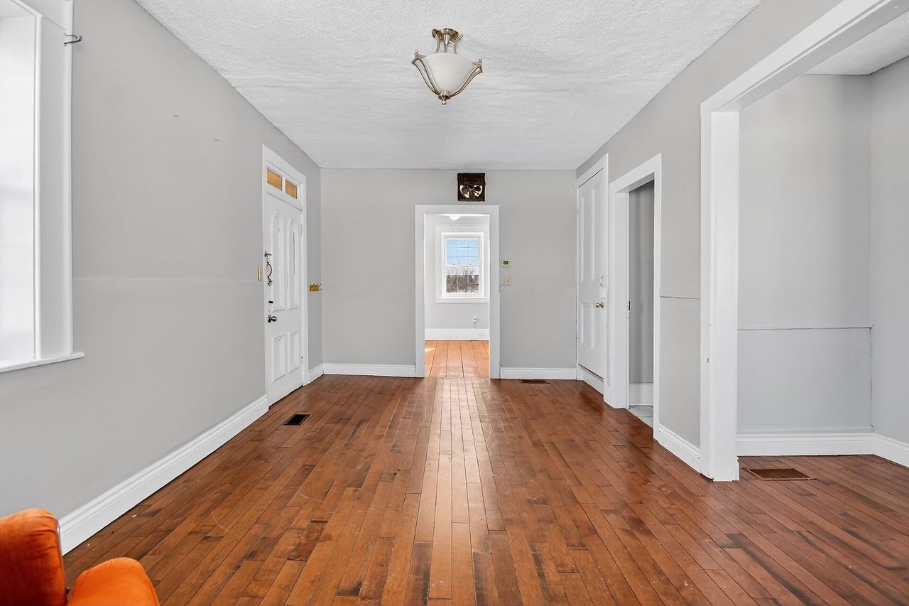 3072 York's Corners Road - Photo 7 of 48