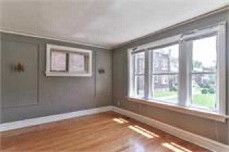 3807 Keokuk St #4 - Photo 6 of 12