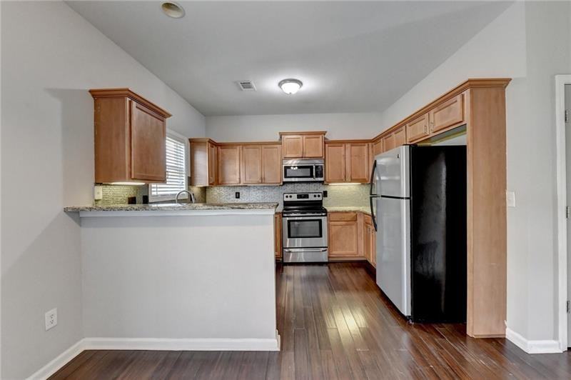 6752 Grand Hickory Dr #1 - Photo 5 of 20