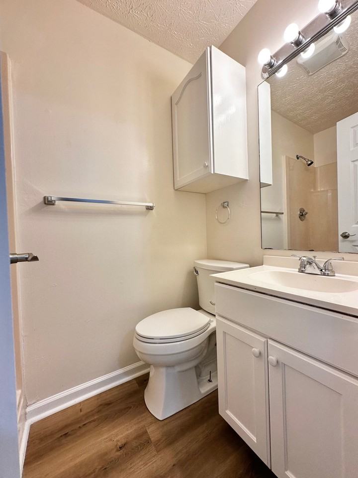 841 Sylvia Ln #NA - Photo 6 of 15