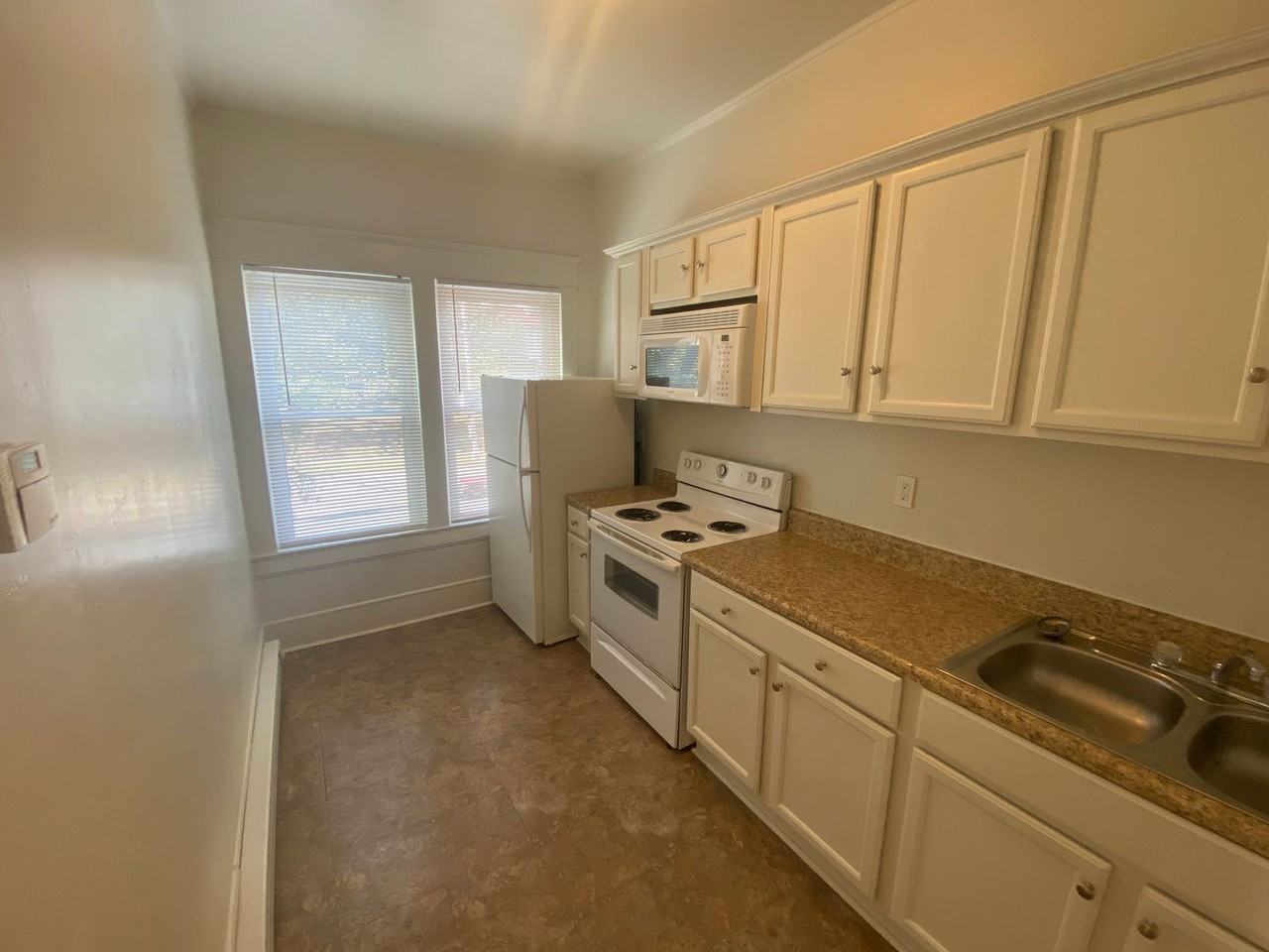 1214 Broad St - Photo 3 of 12