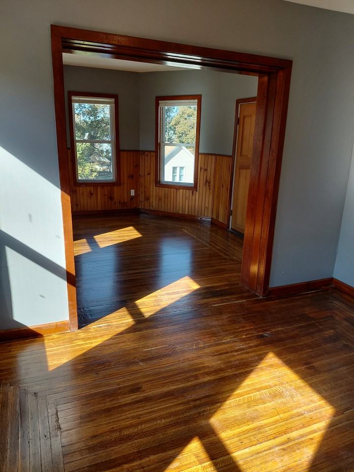 21 Whipple St #3 - Photo 4 of 4