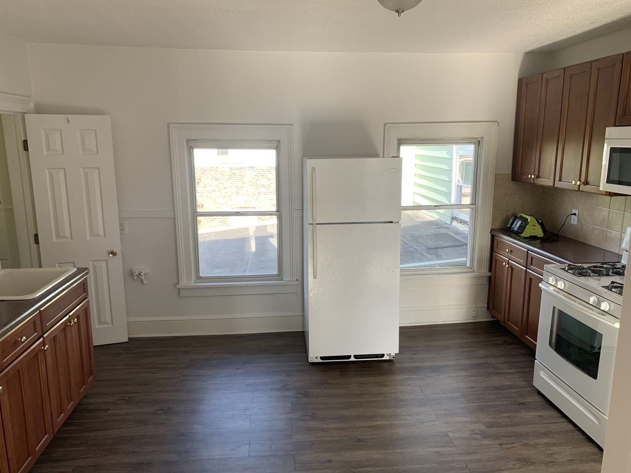 809 Broadway #2 - Photo 2 of 11