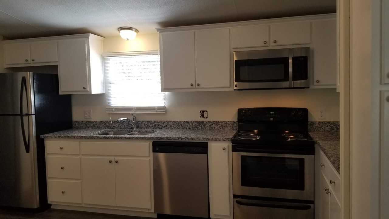 135 Jo Katherine Ln #NA - Photo 2 of 17