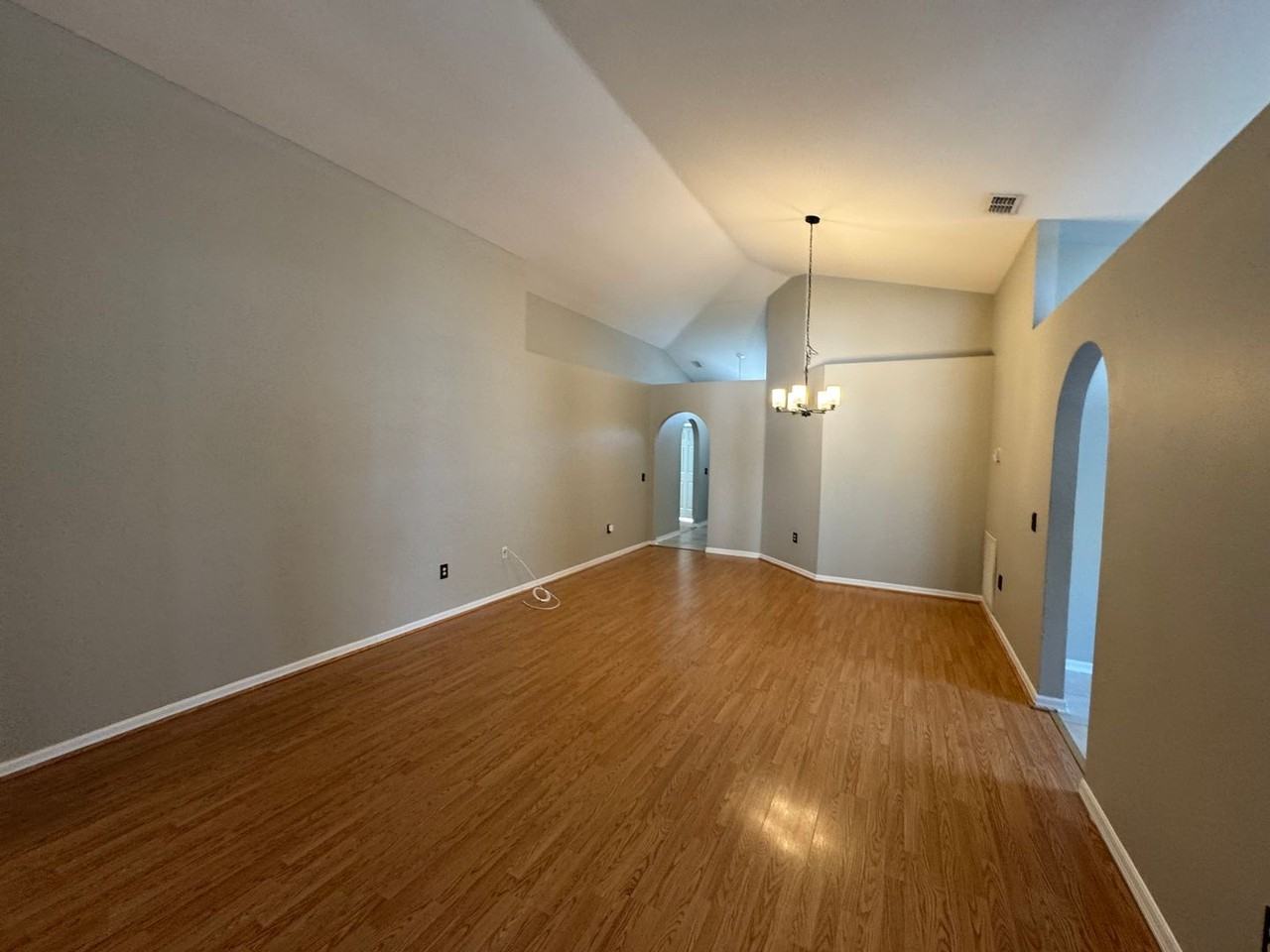 130 Wheatfield Cir - Photo 3 of 24