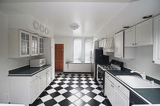 813 S Potomac St - Photo 1 of 1