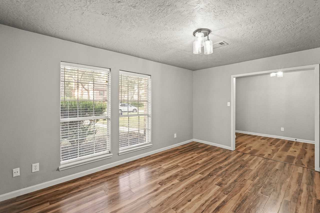 17410 Spicewood Springs Ln #1 - Photo 6 of 42