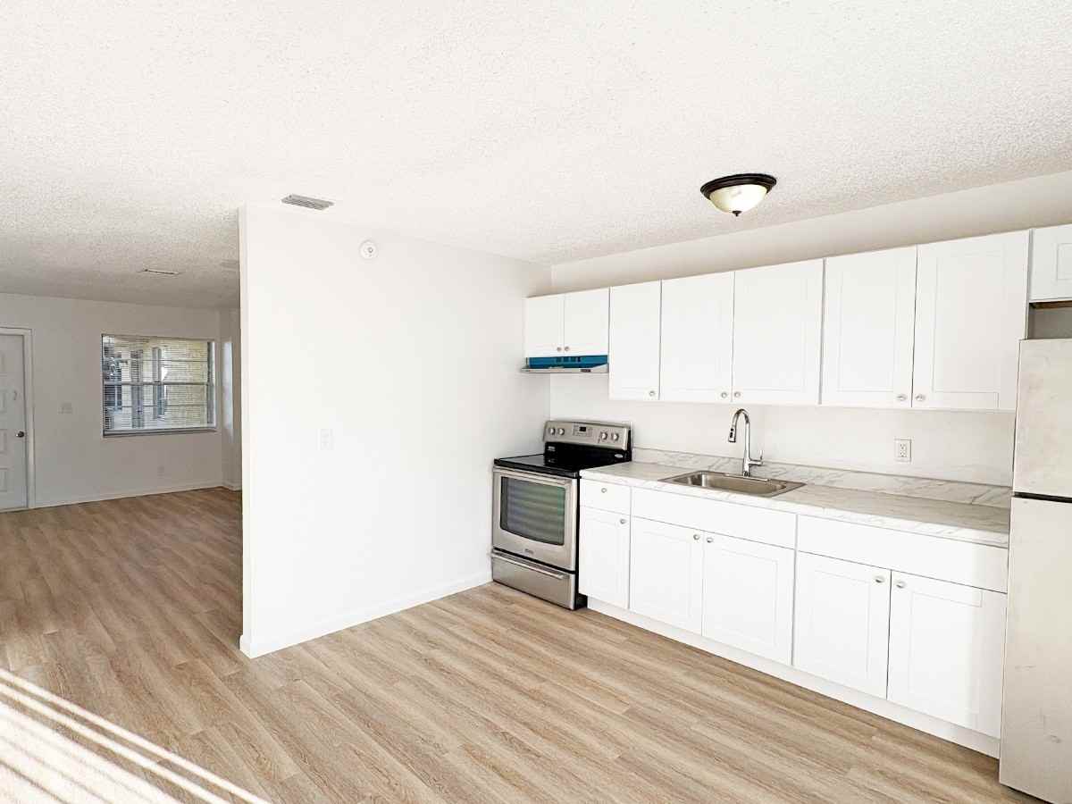 315 Melody Ln #319 - Photo 5 of 19