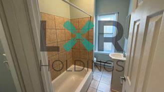 49 N Farson St #2R - Photo 1 of 1