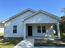 305 22nd St E #1 - Photo 1 of 1