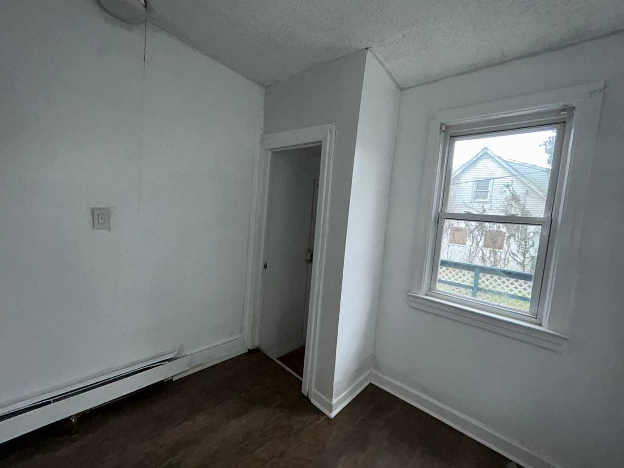 927 Carteret Ave - Photo 7 of 24