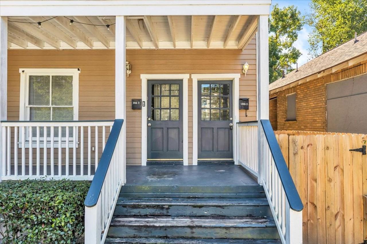 527 E 38th St - Photo 2 of 28