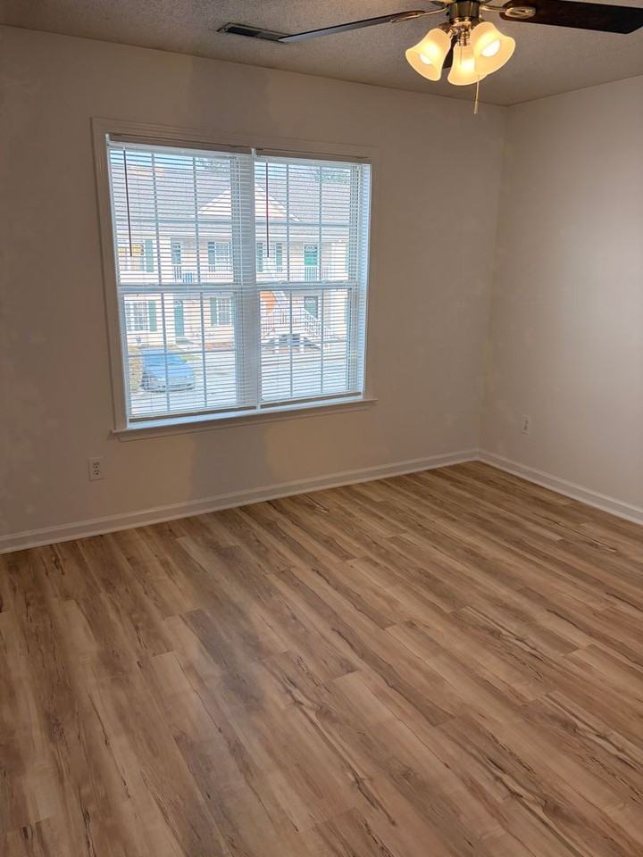 4639 Mcclelland Dr - Photo 4 of 18