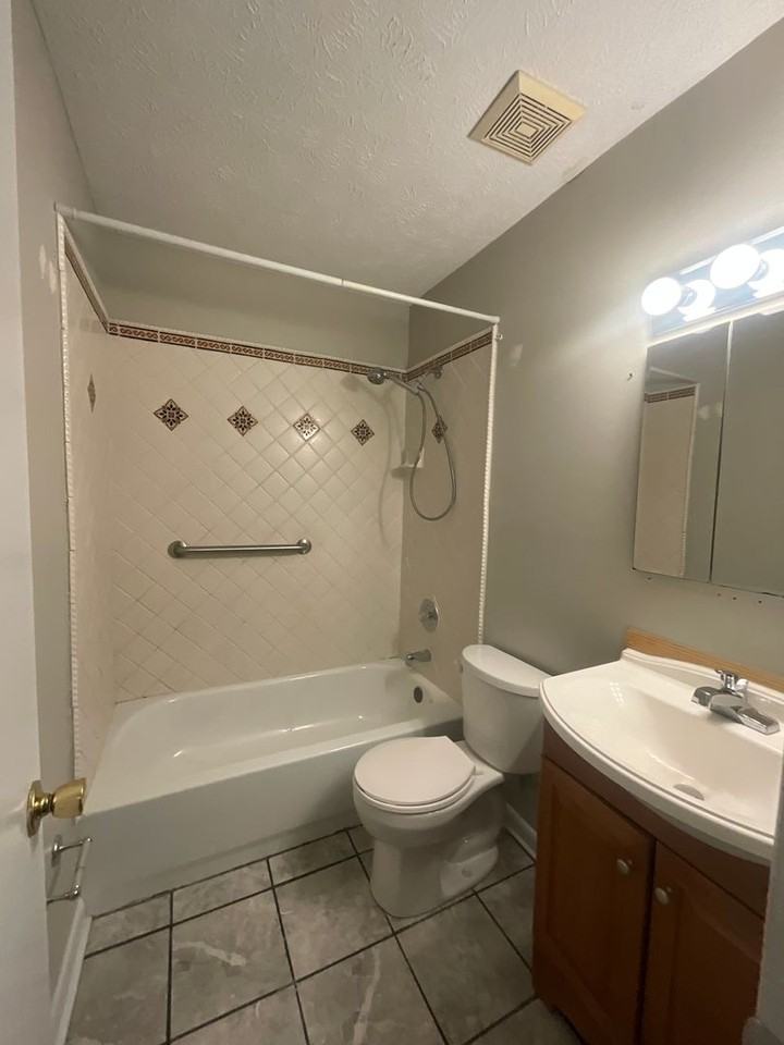 4326 Bridge St - Photo 7 of 15