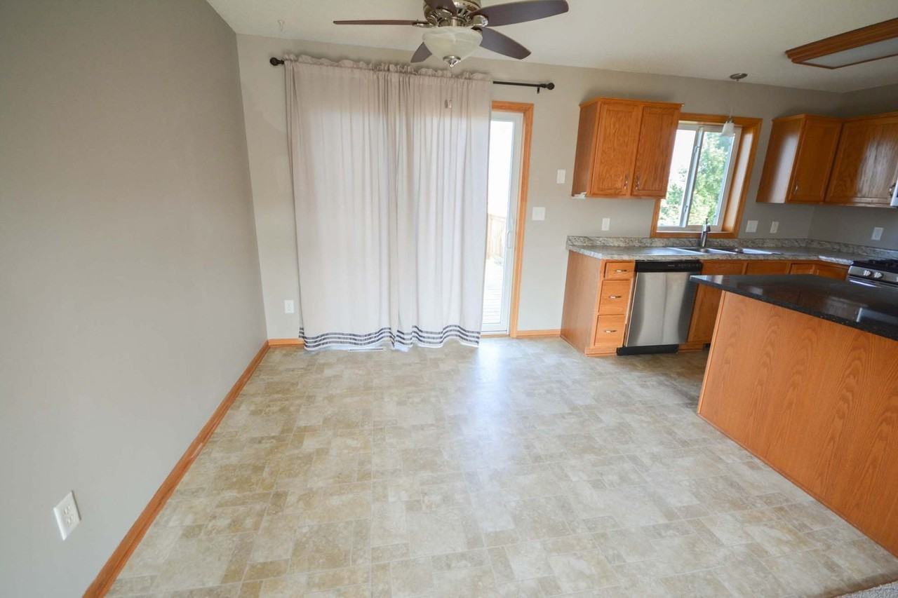 5332 56th Ave Nw - Photo 7 of 24