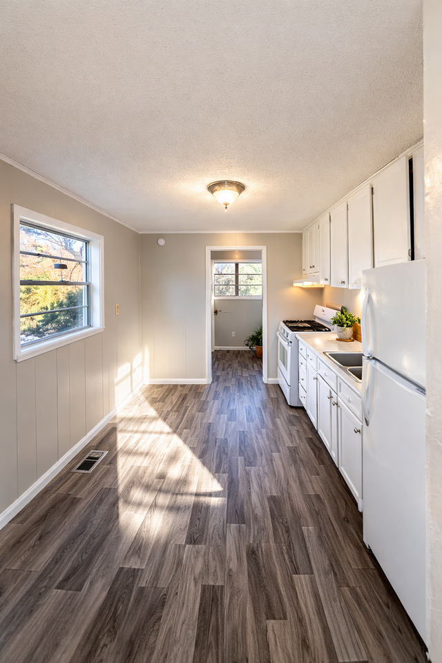 1301 19th Pl Sw - Photo 3 of 10