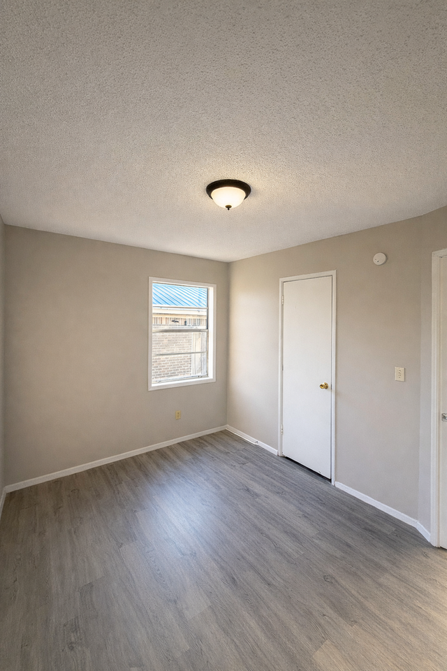 1301 19th Pl Sw - Photo 5 of 10