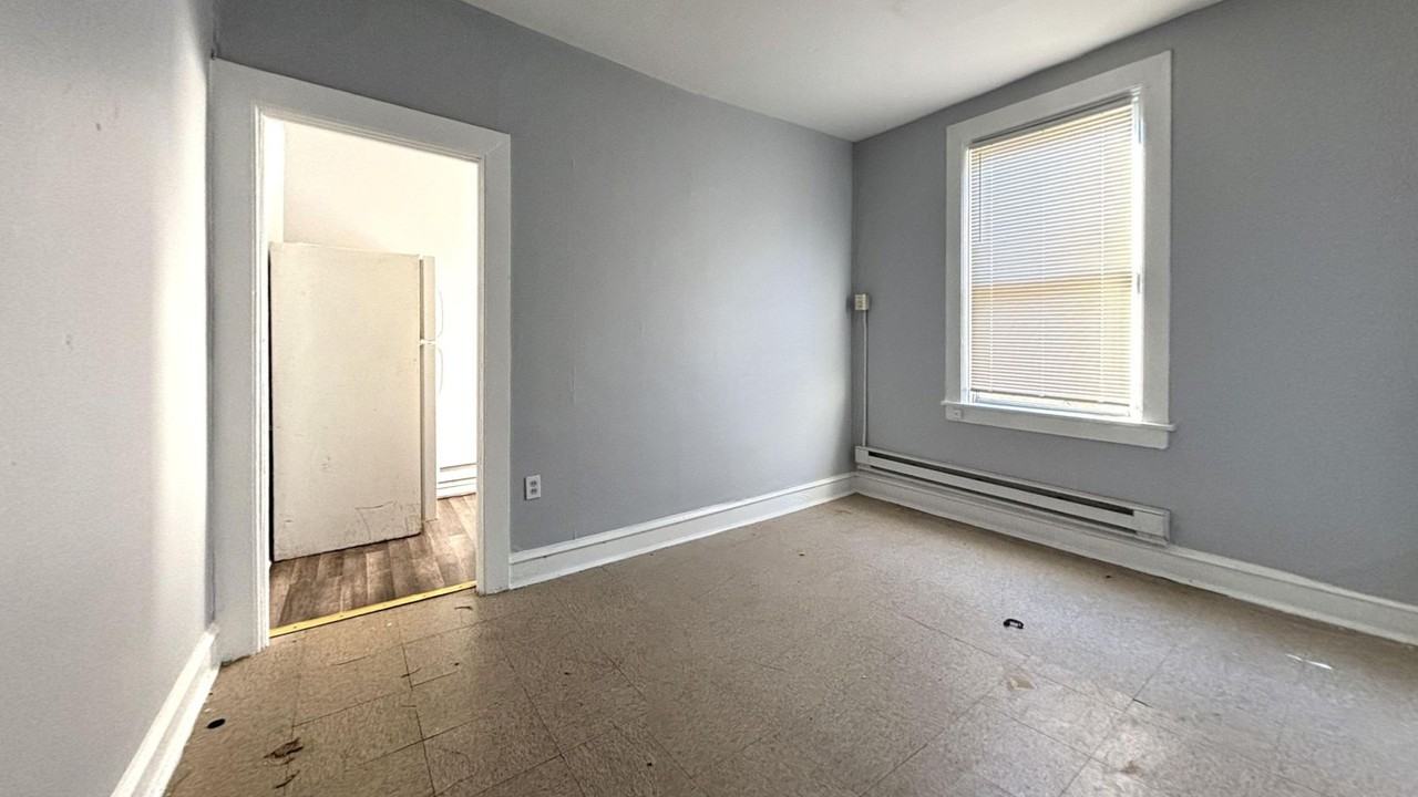 1908 S 65th St - Photo 5 of 12