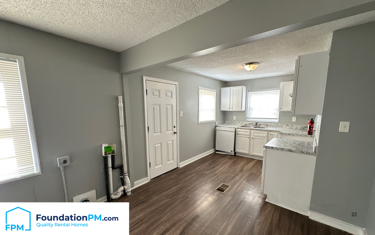 1392 Kyle St #1 - Photo 5 of 16