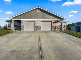 featured image of 8102 Sw 1st St