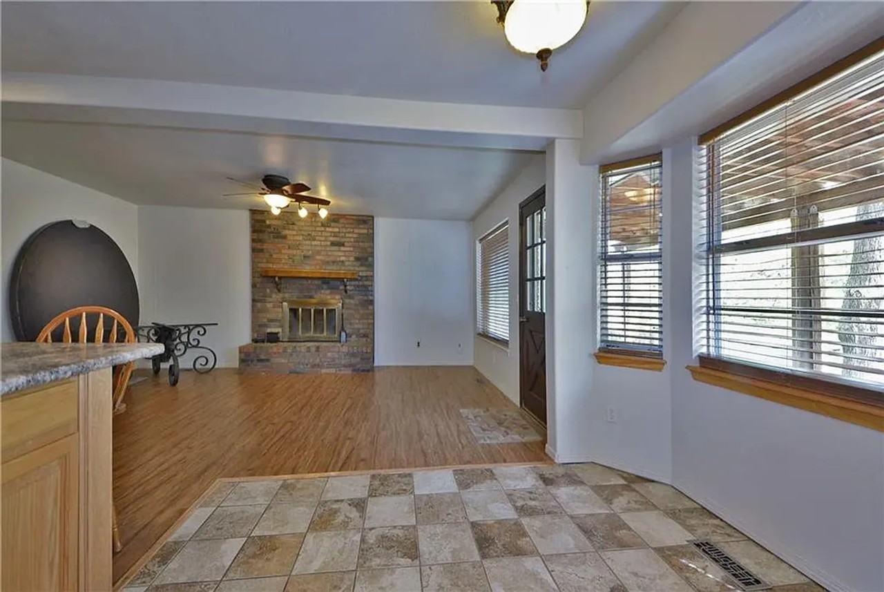 8308 Nw 27th St - Photo 5 of 20