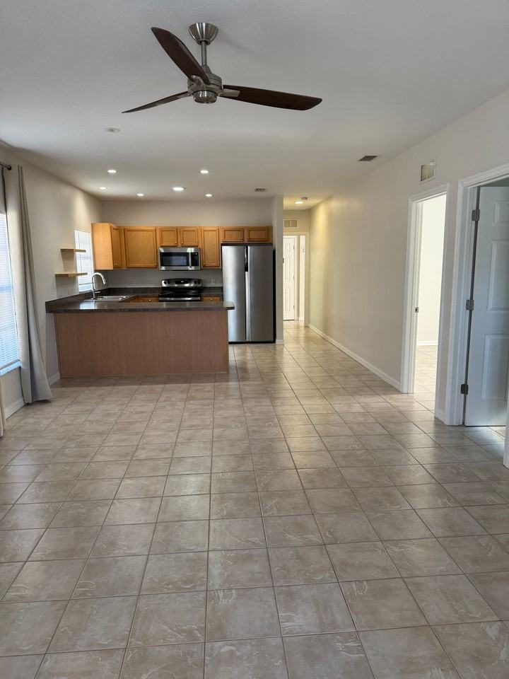 4802 4802 19th St - Archway Properties - Photo 4 of 28