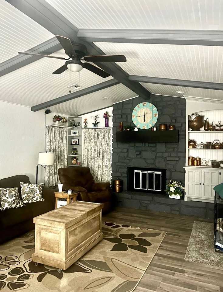 1400 W Inglewood St - Photo 2 of 5