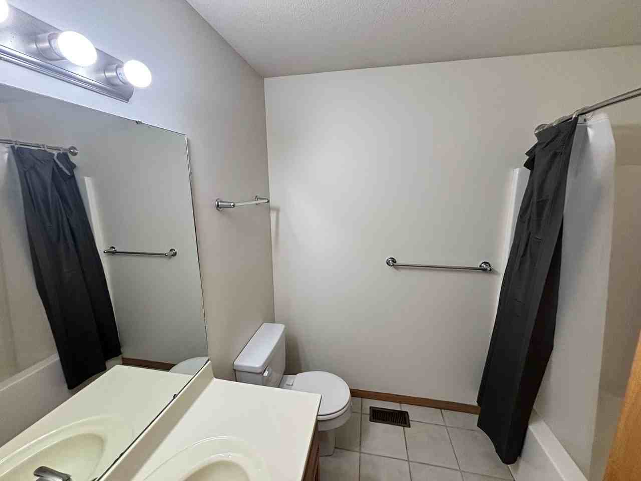 726 Sw Mifflin Rd - Photo 6 of 21