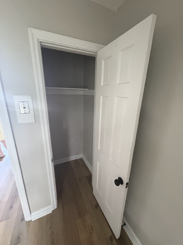 2224 Ravenwood Ave #2 - Photo 7 of 15