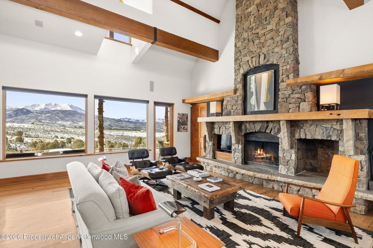 31 Wind River Rd - Photo 3 of 46