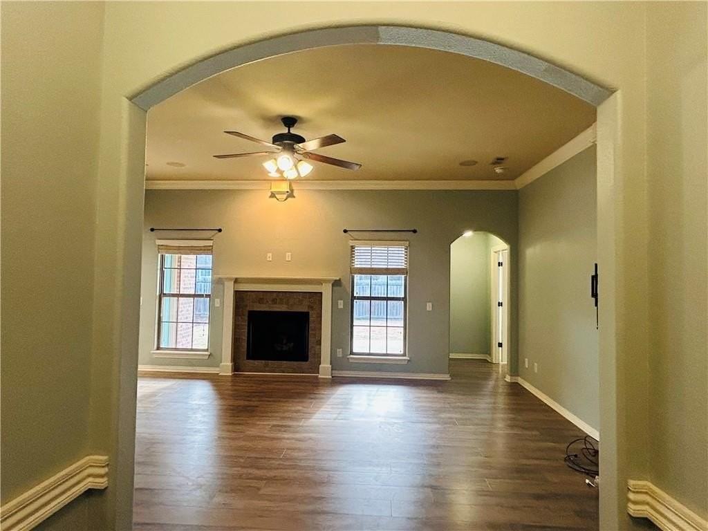 1209 Sw Eventide St - Photo 5 of 25