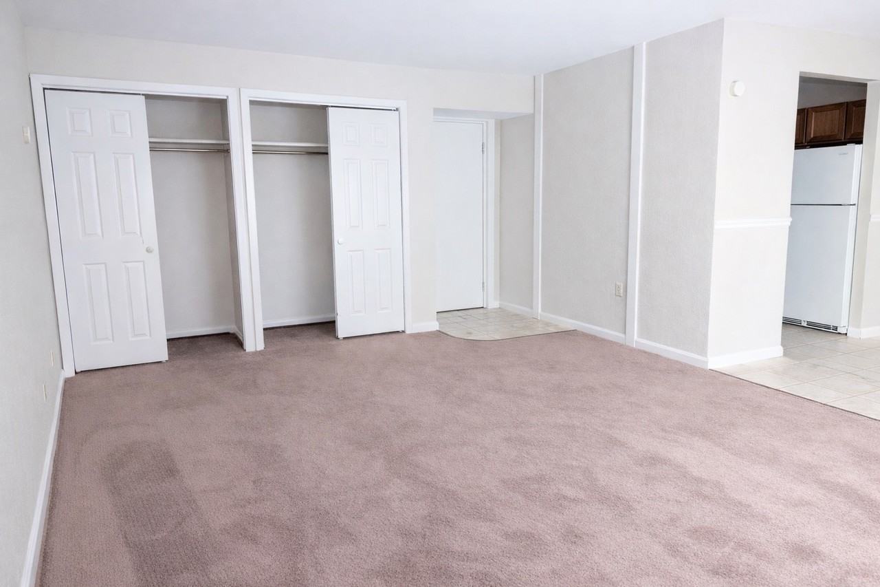 151 MILNE DRIVEAPT E-16 #E16 - Photo 5 of 10