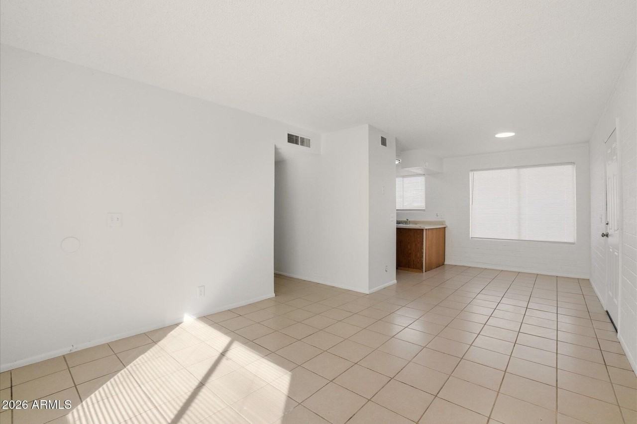 1680 N Cameron St - Photo 7 of 21