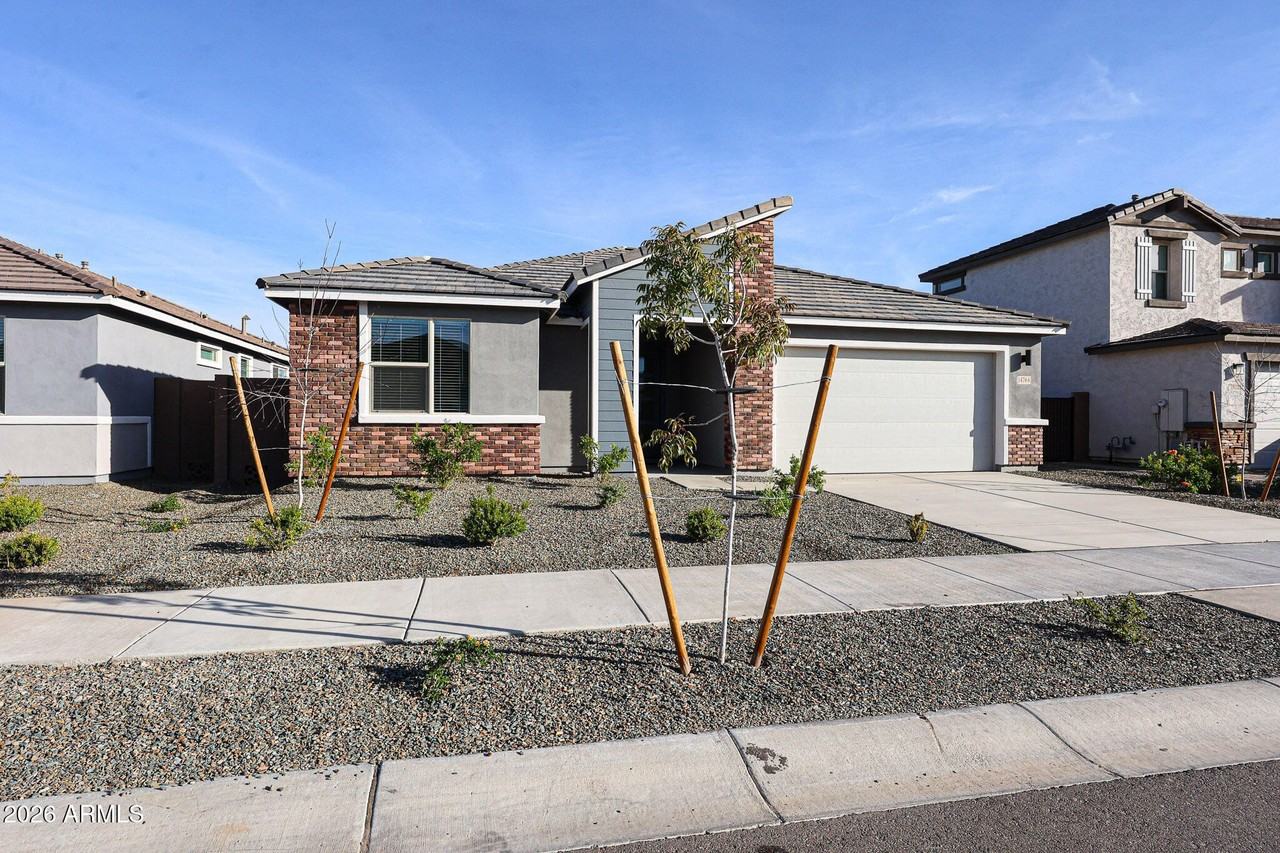 14766 W Honeysuckle Dr - Photo 3 of 43