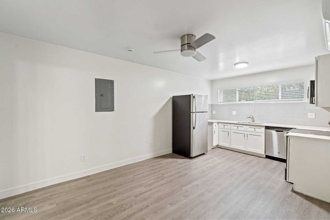 1707 N 18th St Unit B7 - Photo 6 of 14