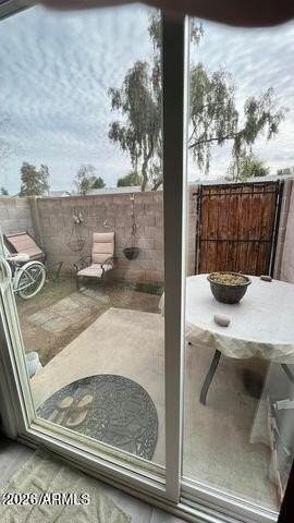 1055 W 5th St Apt 21 - Photo 3 of 18